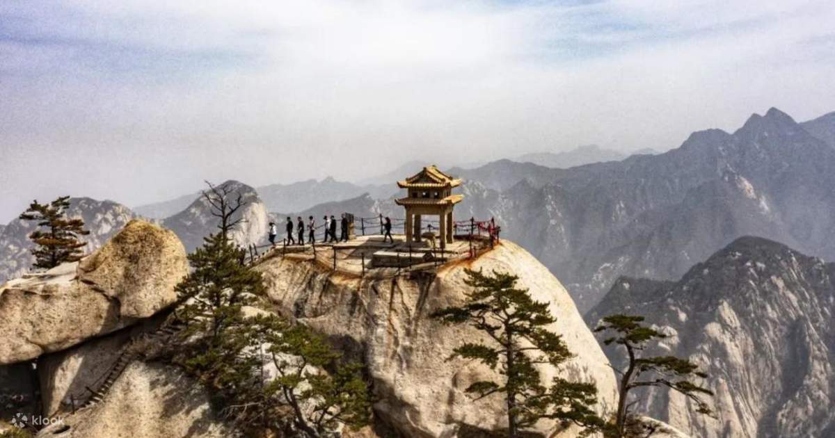 Xi'an Huashan Secret Land Private VIP Private One-Day Tour (Two-way